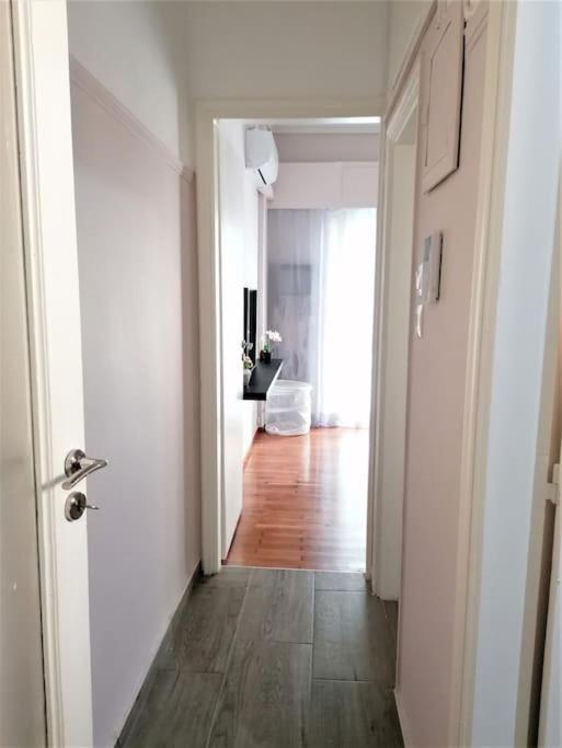 Koukaki Cozy 5 Minutes To Metro Apartment