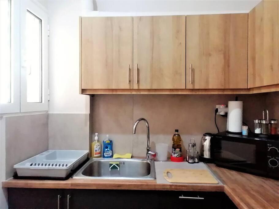 Koukaki Cozy 5 Minutes To Metro Apartment *