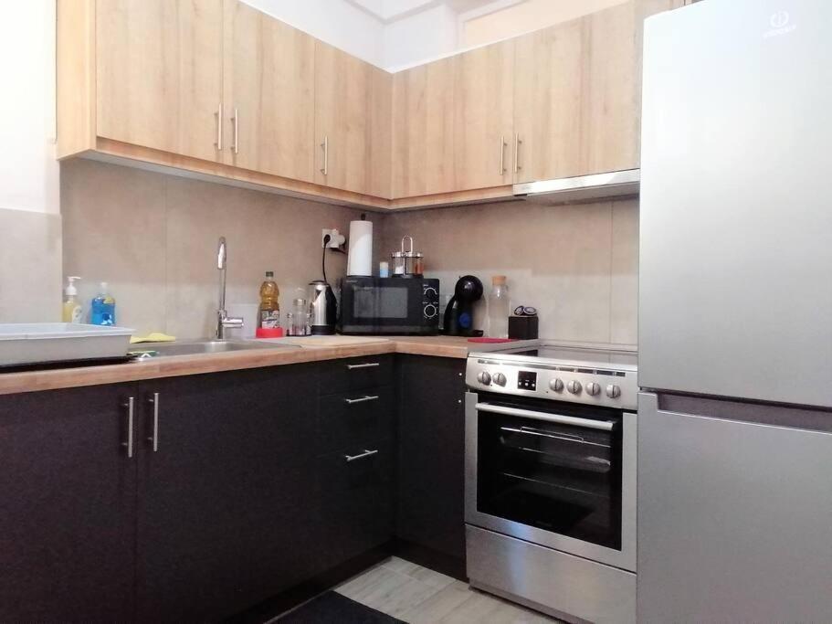Koukaki Cozy 5 Minutes To Metro Apartment *